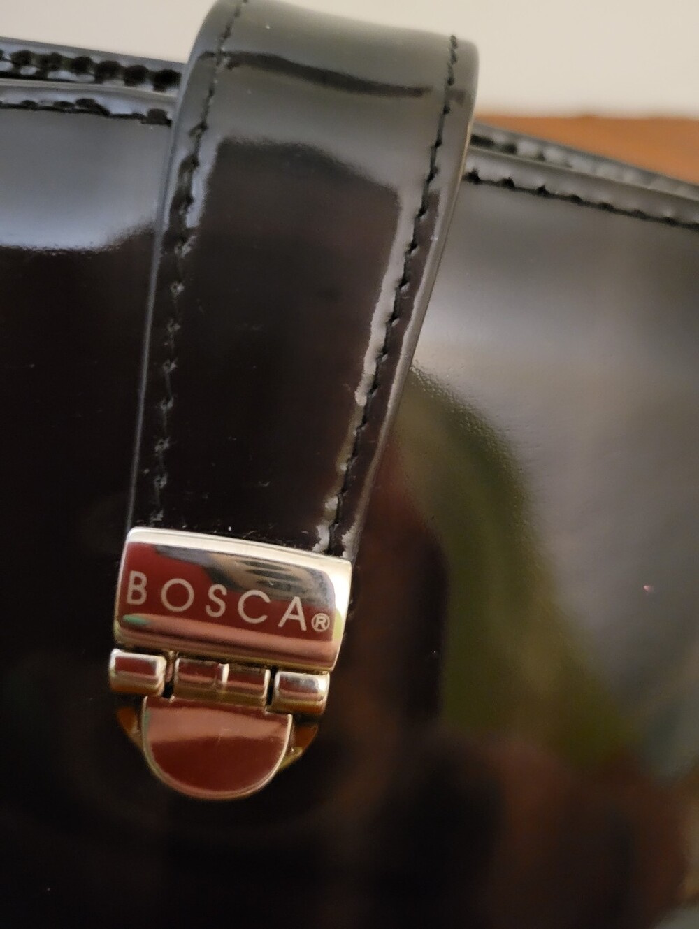 Vintage Bosca Piccolo Black/Brown Patent Leather Bifold Wallet - Picture 5 of 11